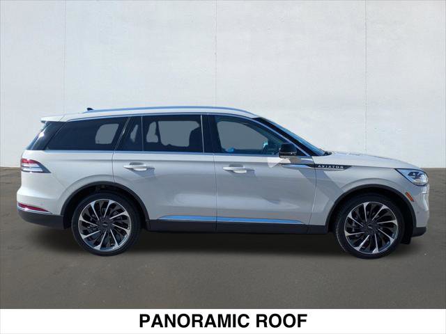 Used 2023 Lincoln Aviator Reserve w/ Equipment Group 201A image 6