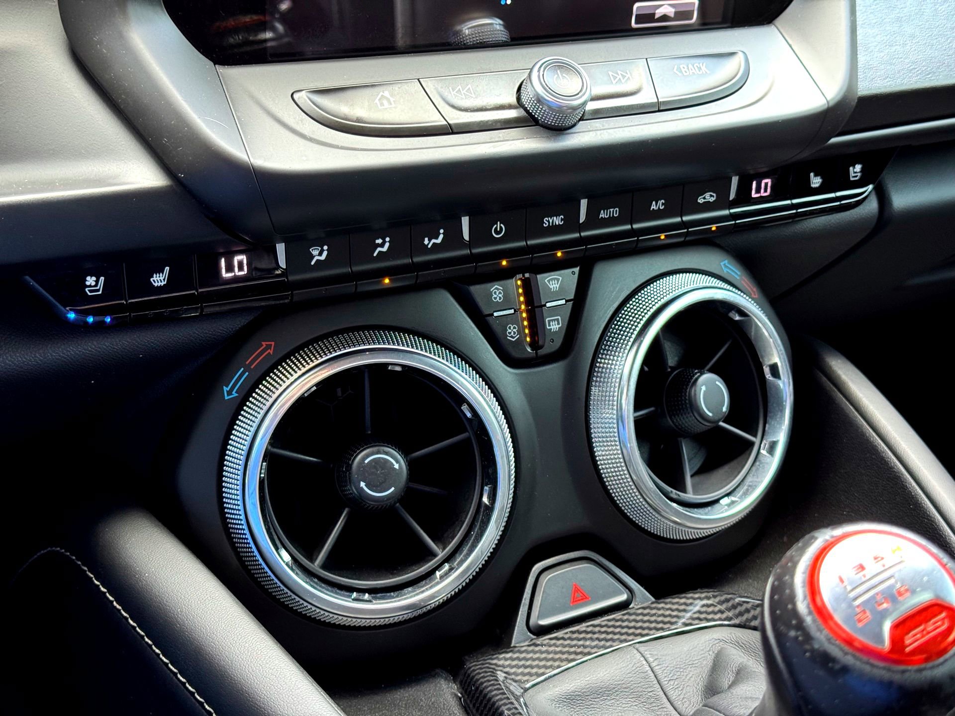 Used 2018 Chevrolet Camaro SS image 27