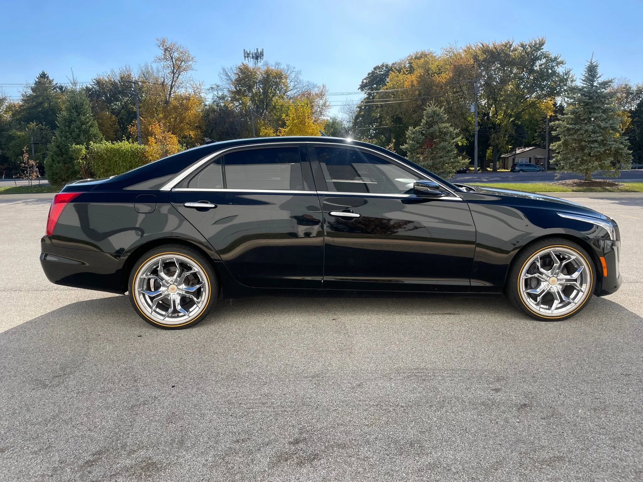 Used 2014 Cadillac CTS AWD Sedan image 4