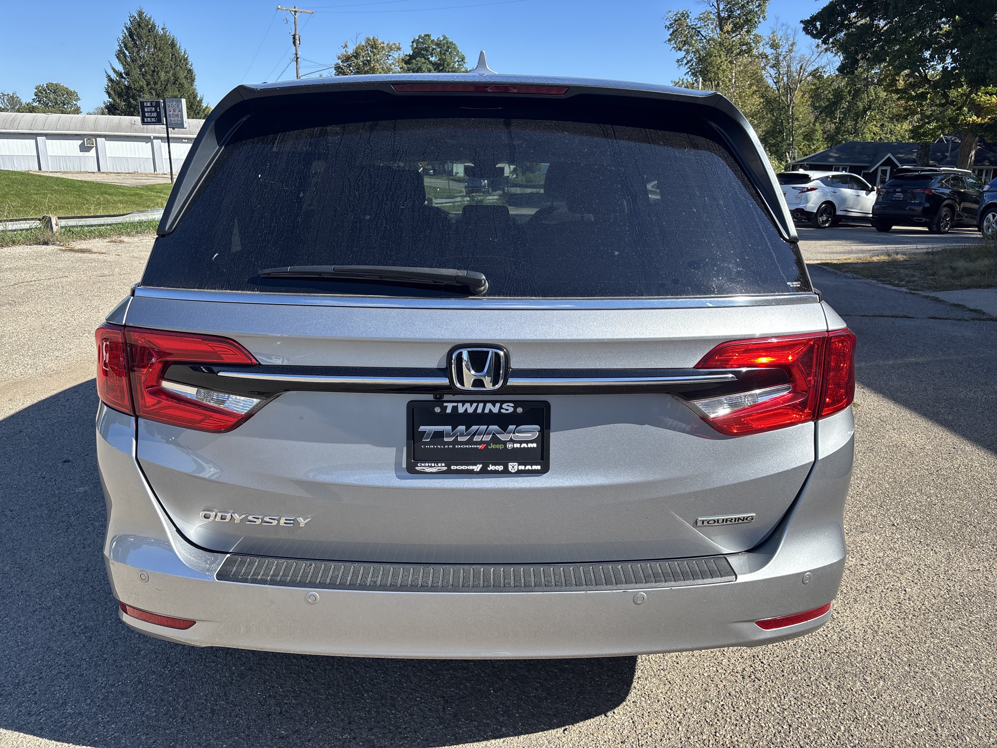 Used 2023 Honda Odyssey Touring image 4