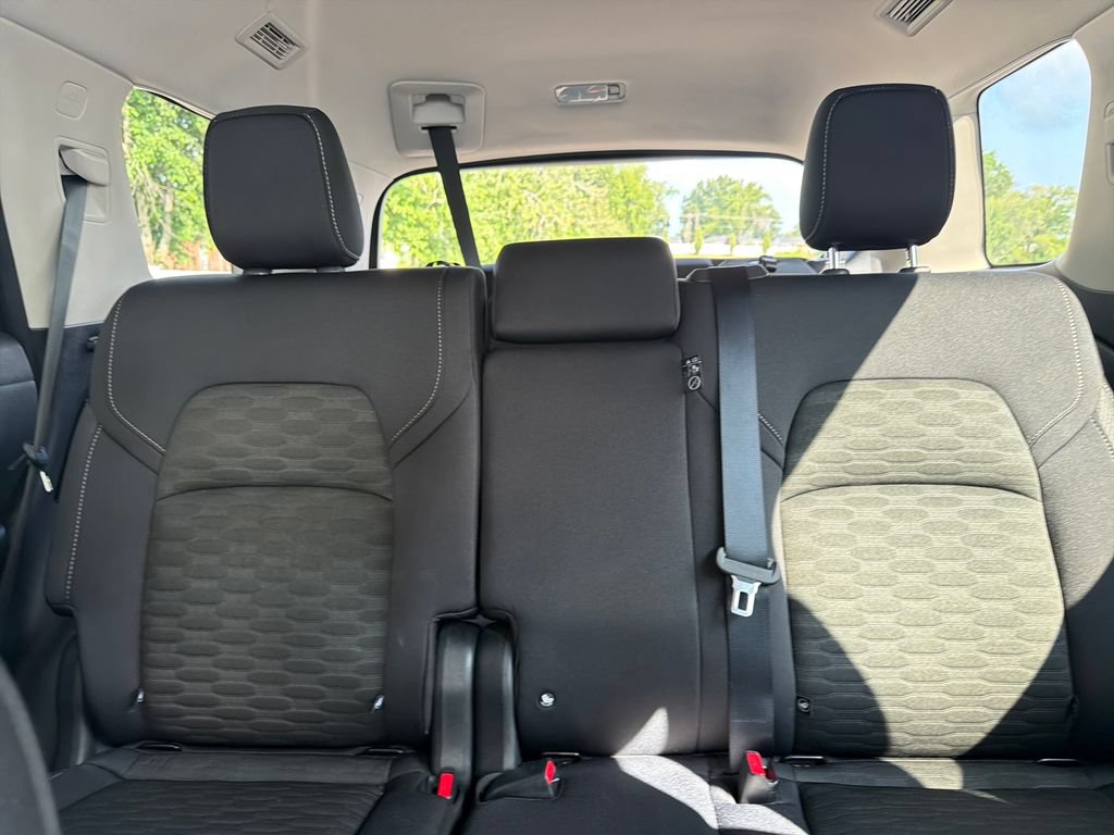 Used 2024 Nissan Pathfinder S AWD/4WD image 41