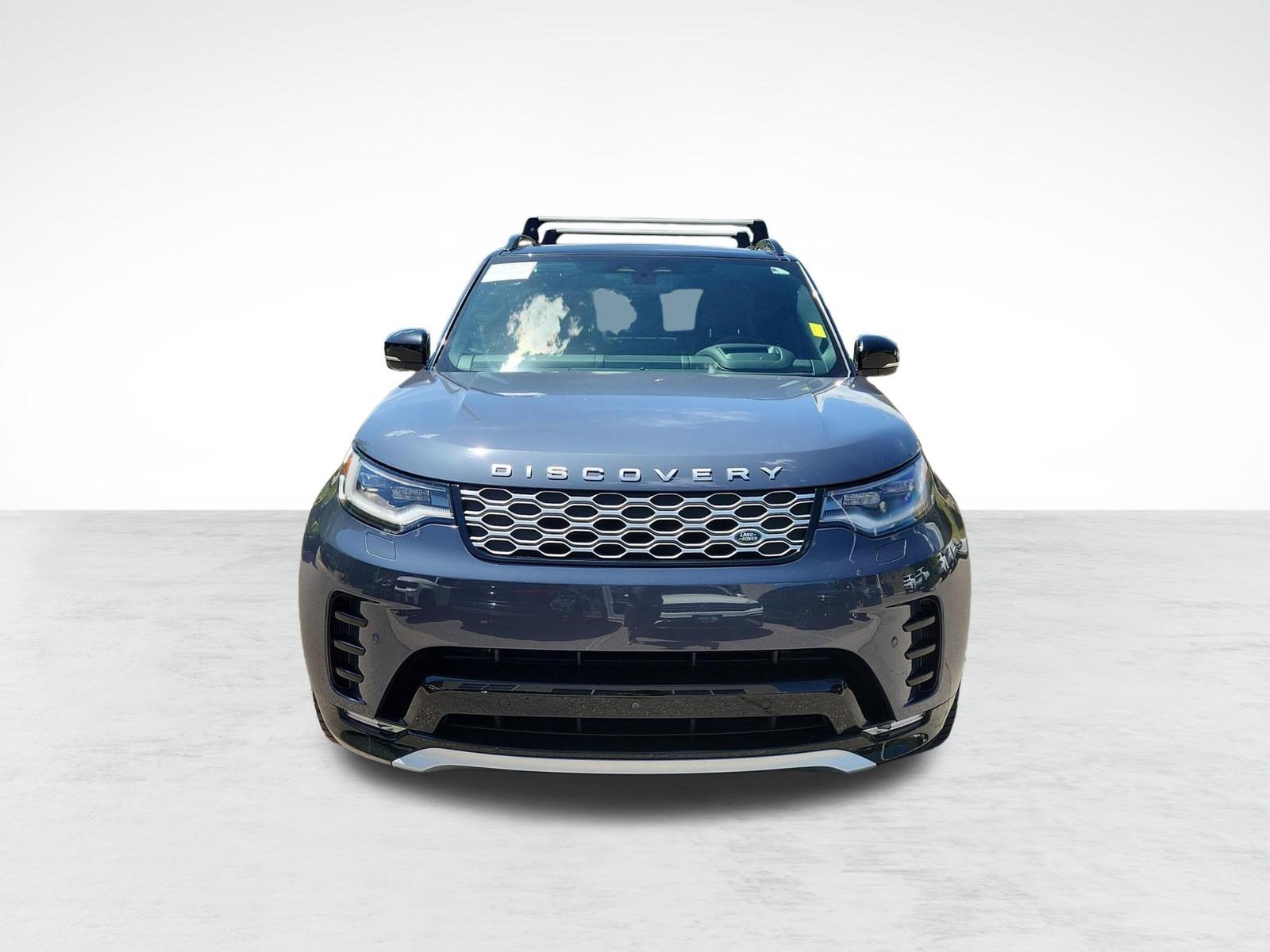 Used 2024 Land Rover Discovery Metropolitan Edition AWD/4WD image 5