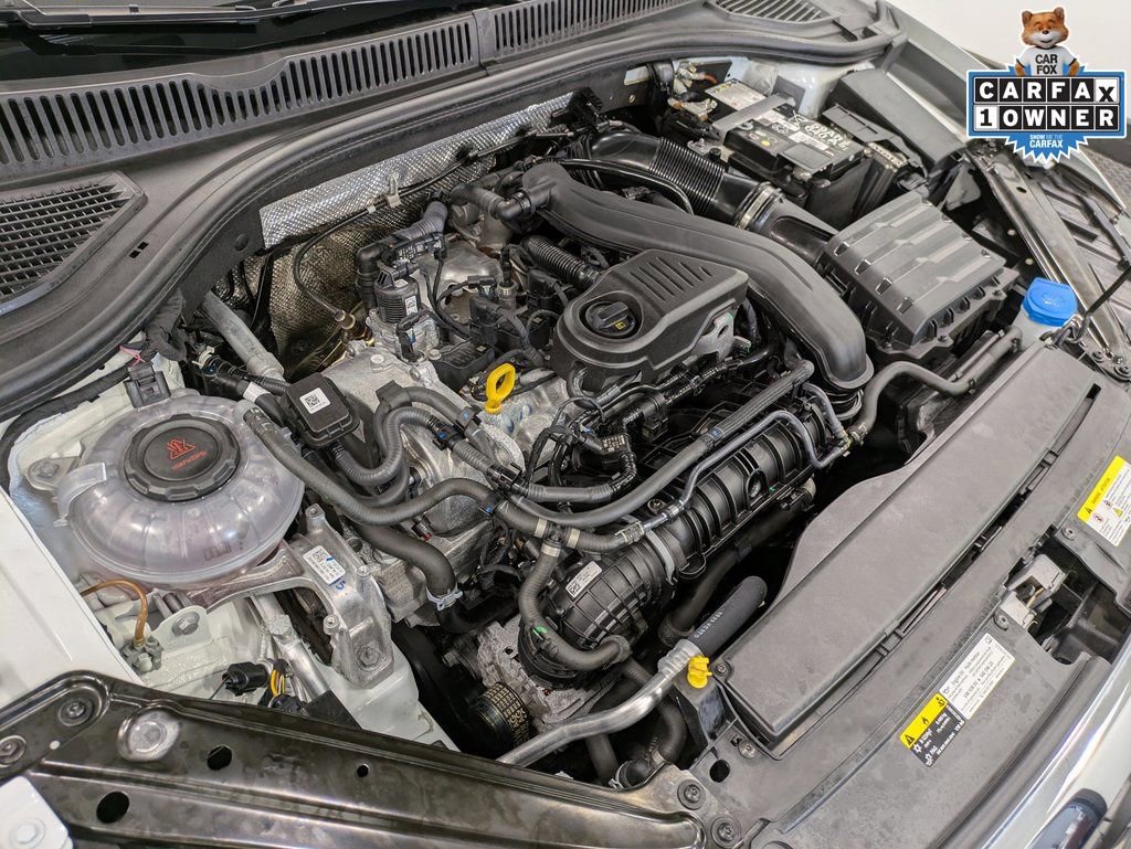 Used 2024 Volkswagen Jetta SE w/ Black Wheel Package image 32