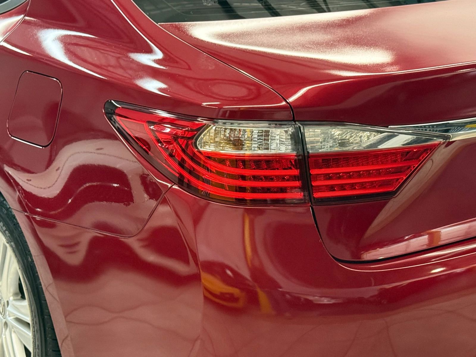 Used 2013 Lexus ES 350 w/ Premium Pkg image 12