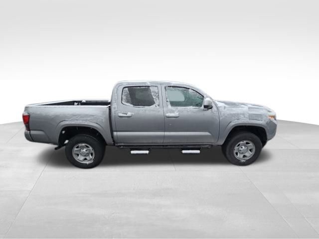 Used 2021 Toyota Tacoma SR image 9