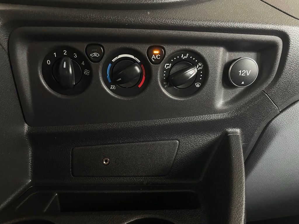 Used 2017 Ford Transit 150 XLT image 41