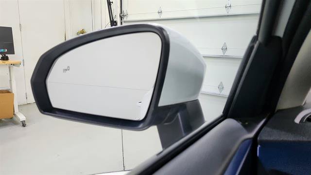 Used 2024 Volkswagen Taos SE AWD/4WD image 13