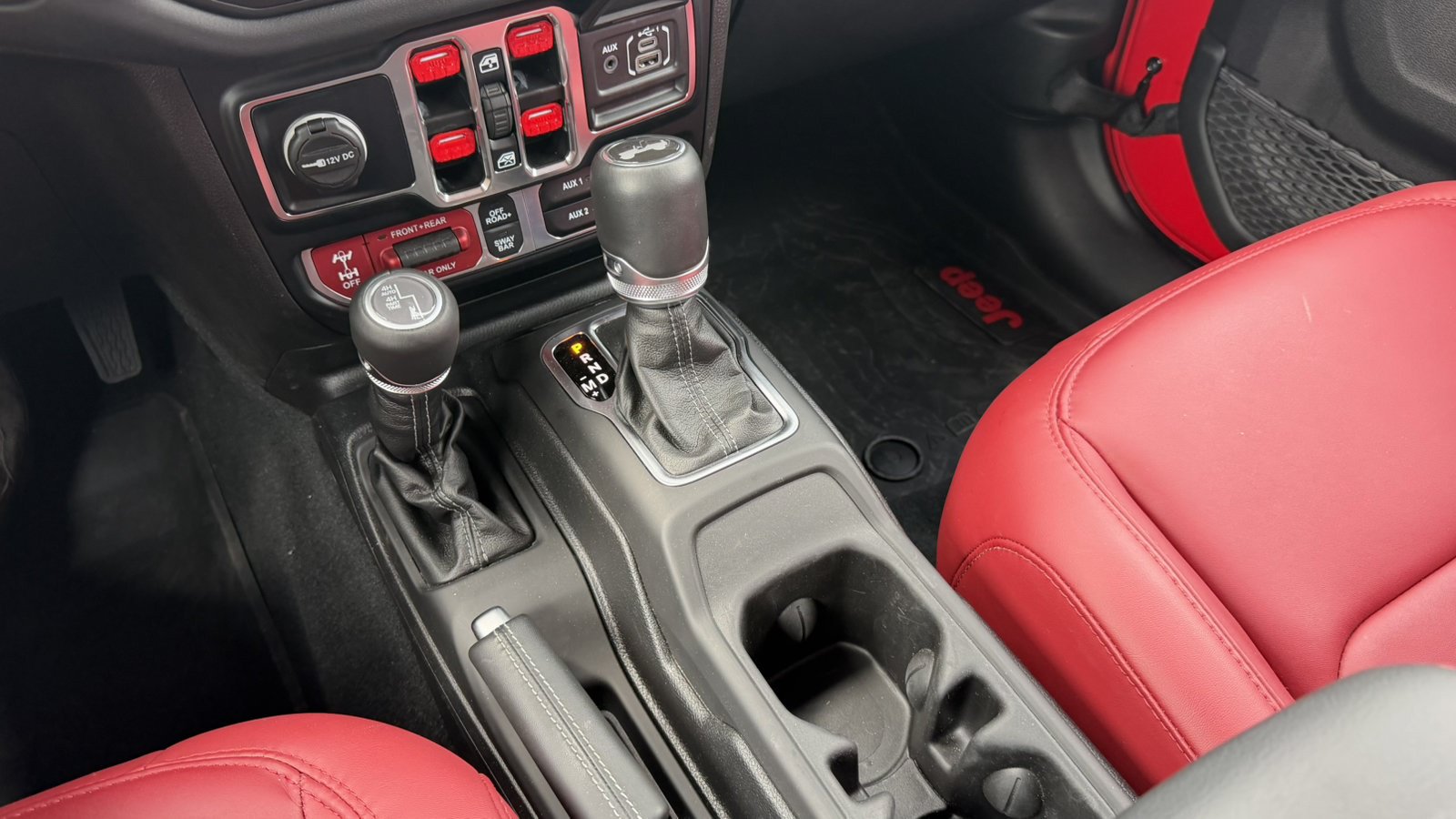 Used 2024 Jeep Wrangler Unlimited Rubicon 392 AWD/4WD image 19