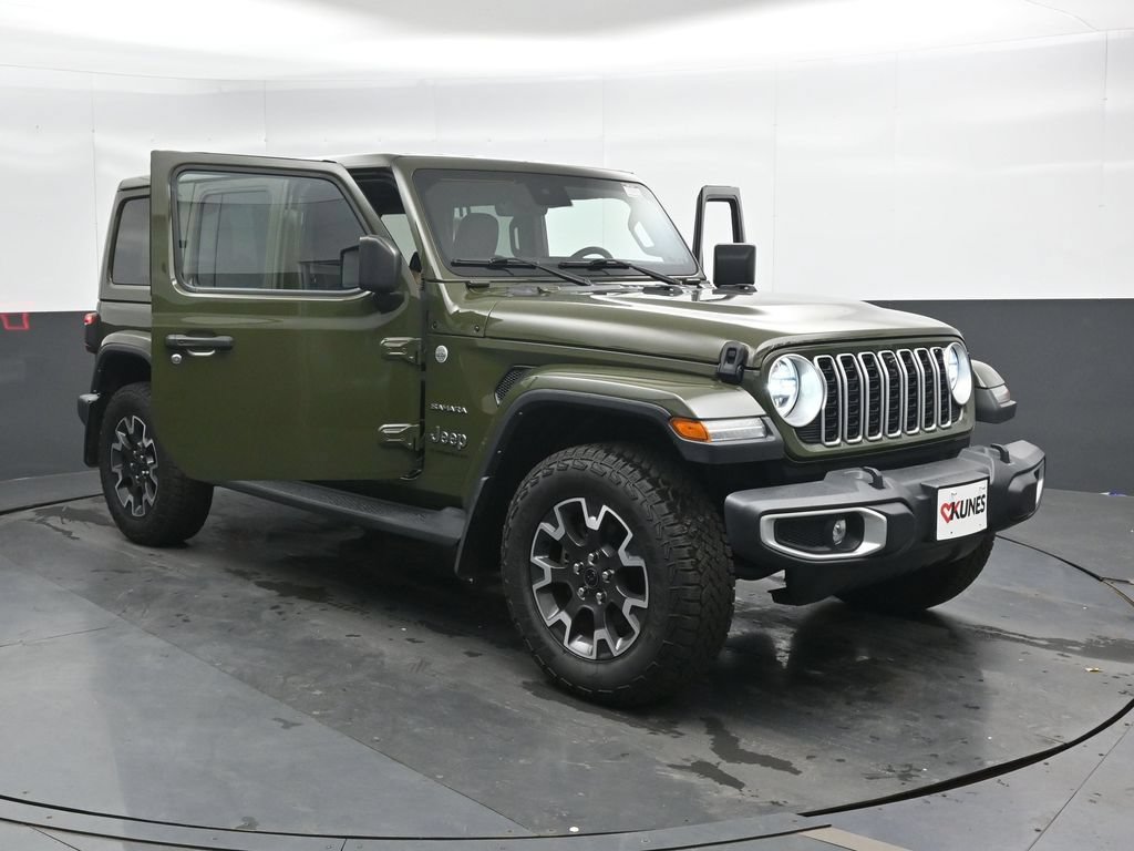 Used 2024 Jeep Wrangler Unlimited Sahara w/ Dual Top Group AWD/4WD image 46