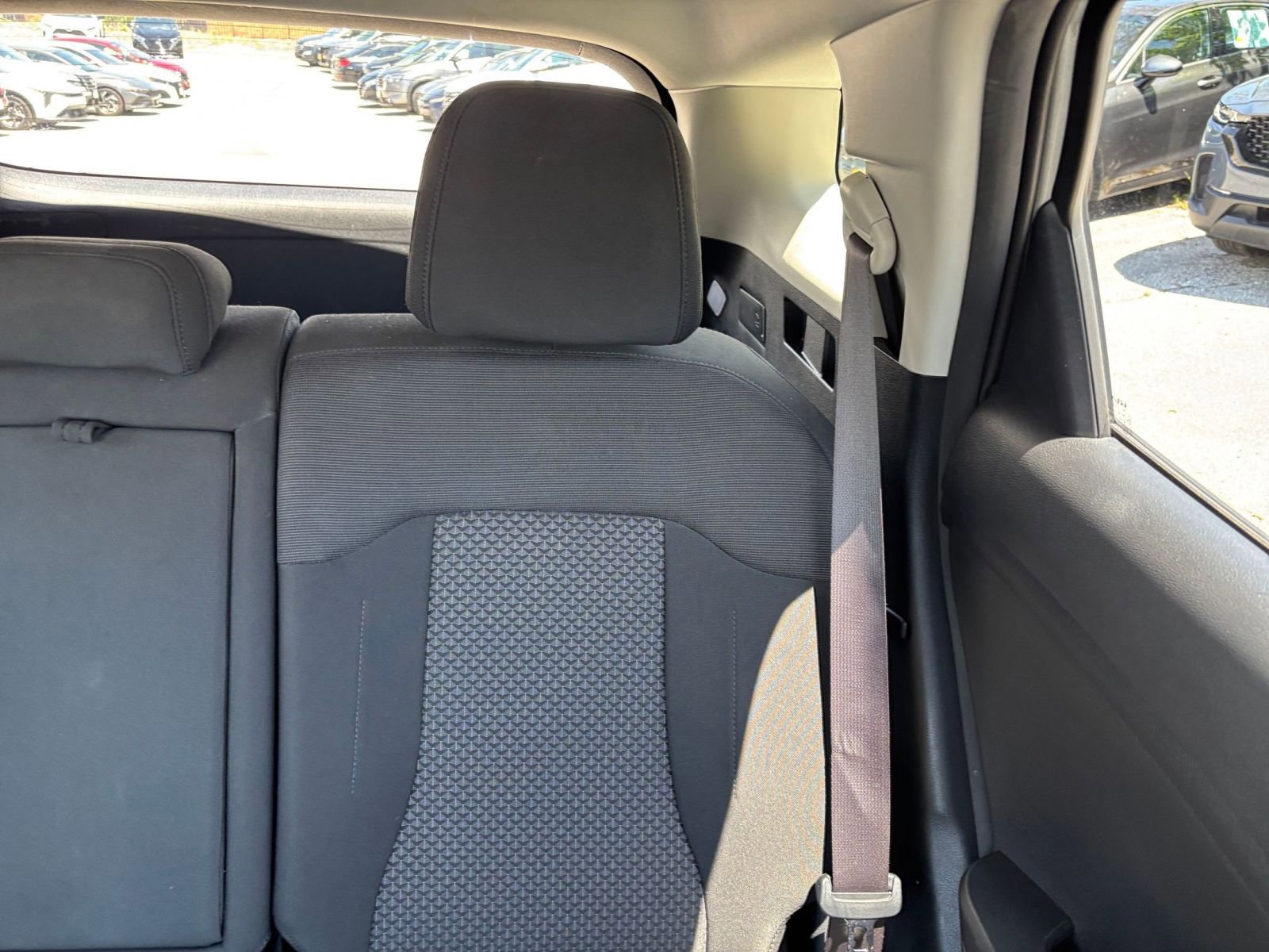 Used 2024 Kia Sportage LX FWD image 36