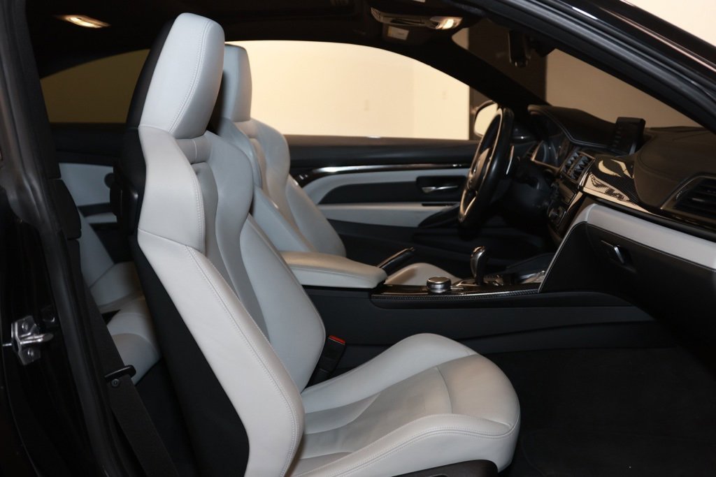 Used 2019 BMW M4 Coupe w/ Executive Package image 16