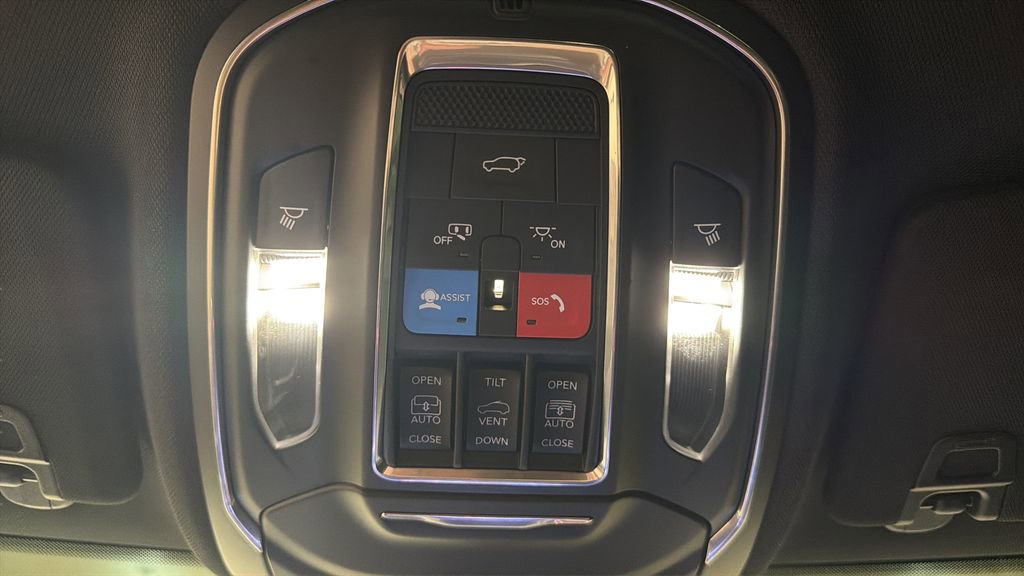 Used 2025 Jeep Grand Cherokee Limited 4xe image 24