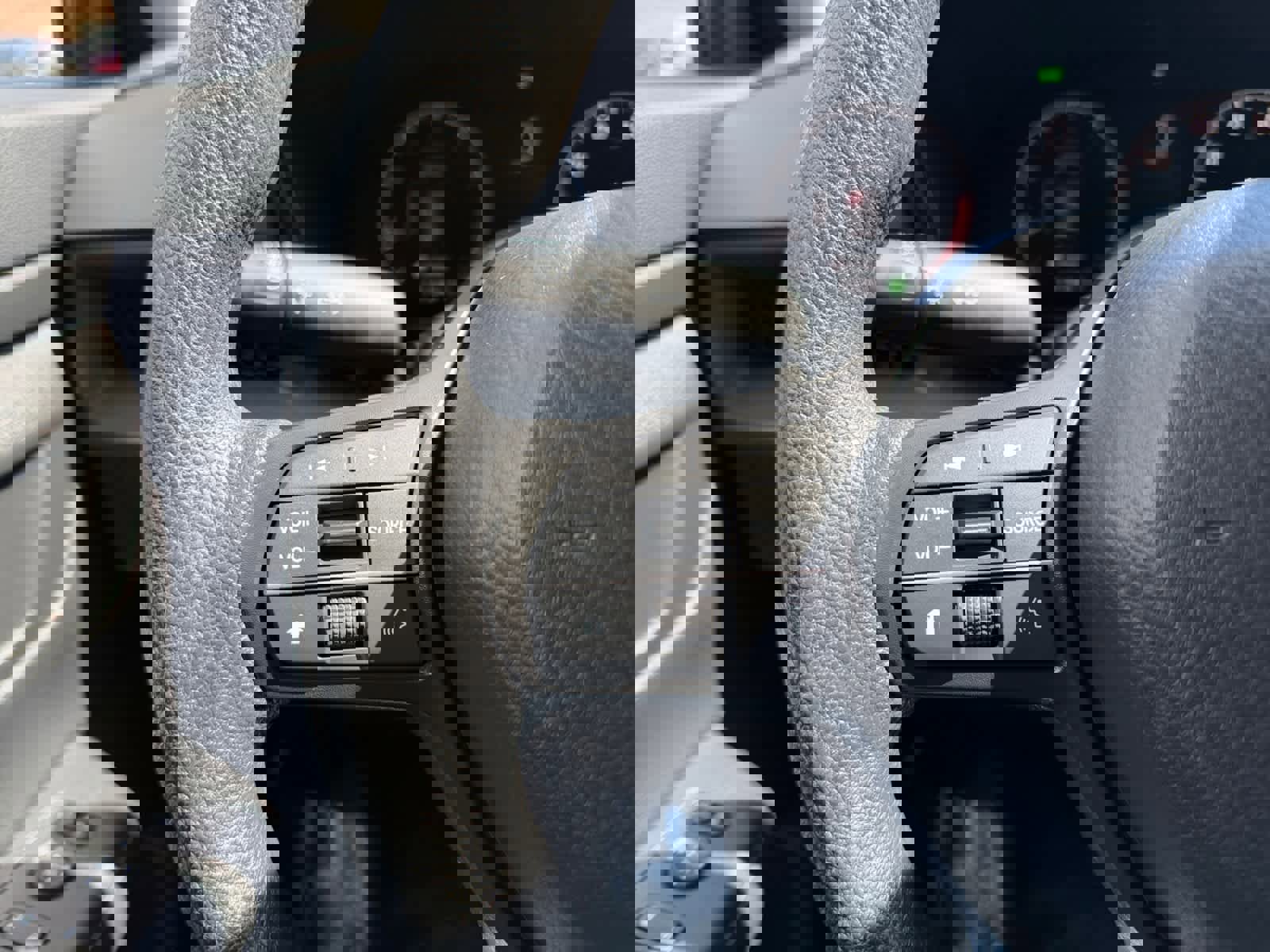 Used 2025 Honda CR-V EX image 25