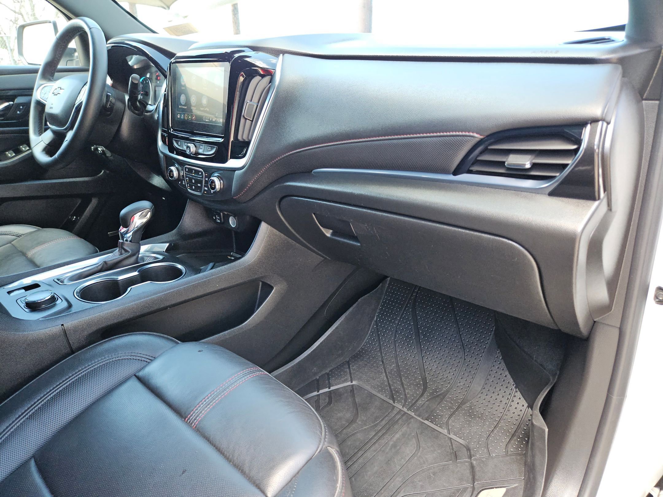 Certified 2023 Chevrolet Traverse RS w/ LPO, 'HIT The Road' Package FWD image 28