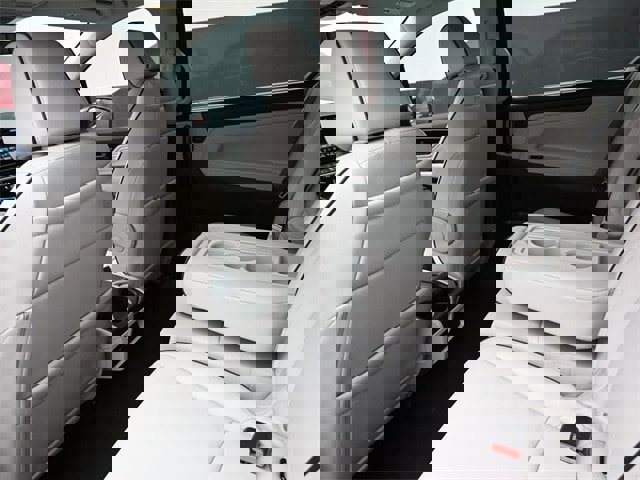 New 2026 Honda Odyssey Touring image 13