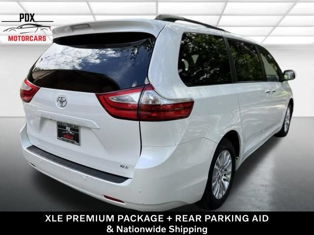 Used 2017 Toyota Sienna XLE Premium FWD image 7