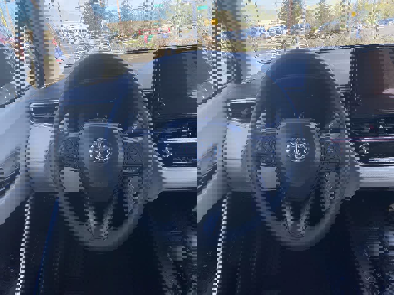 New 2026 Toyota Corolla Cross L image 14