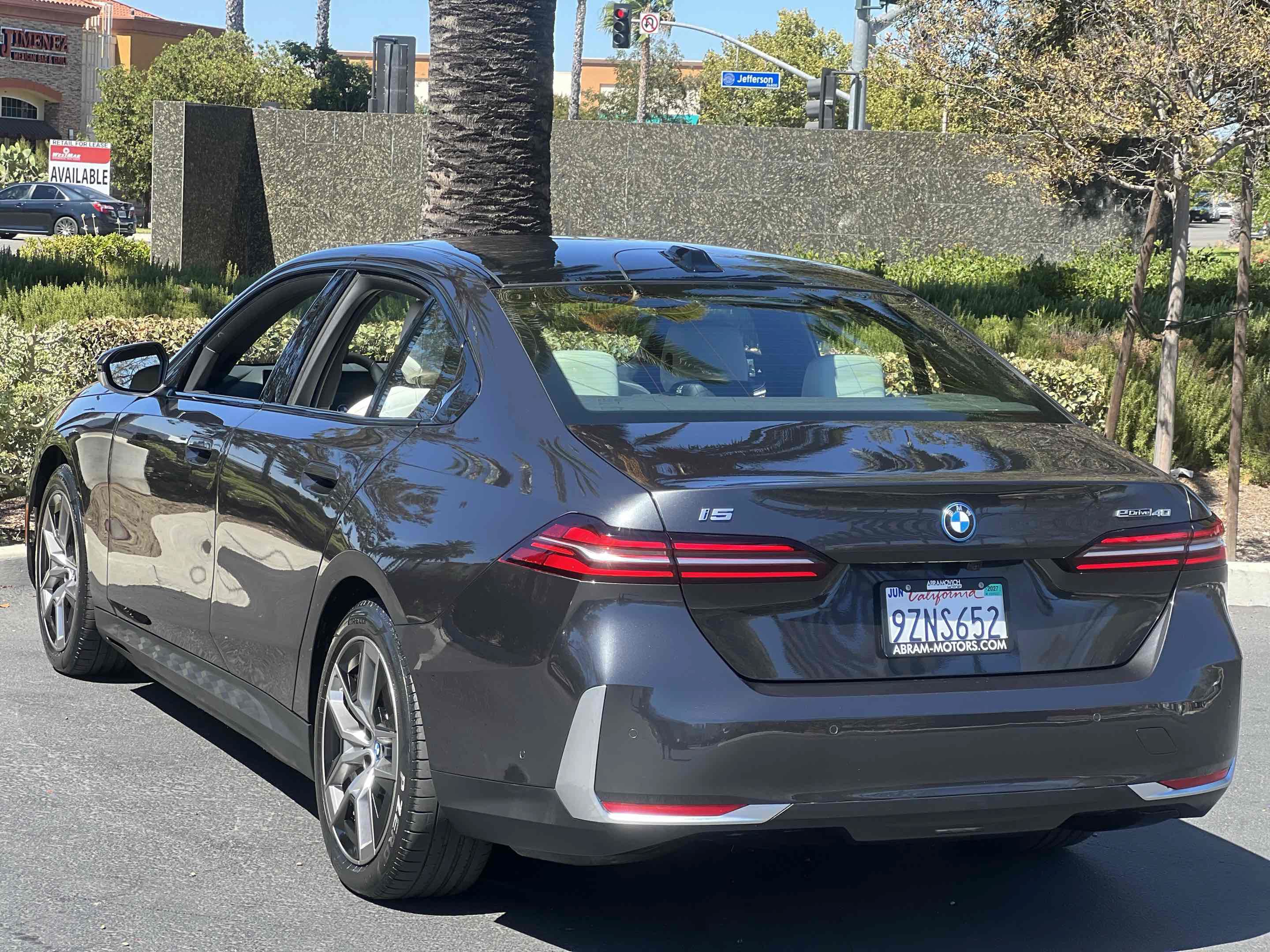Used 2024 BMW i5 eDrive40i RWD image 23