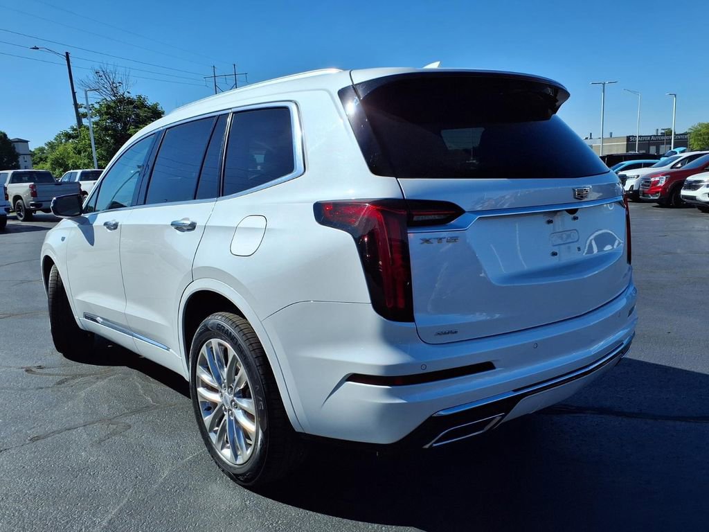 Used 2023 Cadillac XT6 Premium Luxury w/ LPO, Floor Liner Package AWD/4WD image 33