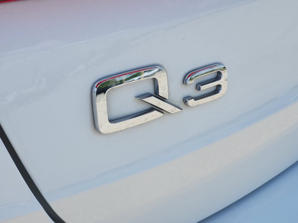 Used 2020 Audi Q3 2.0T Premium Plus AWD/4WD image 12
