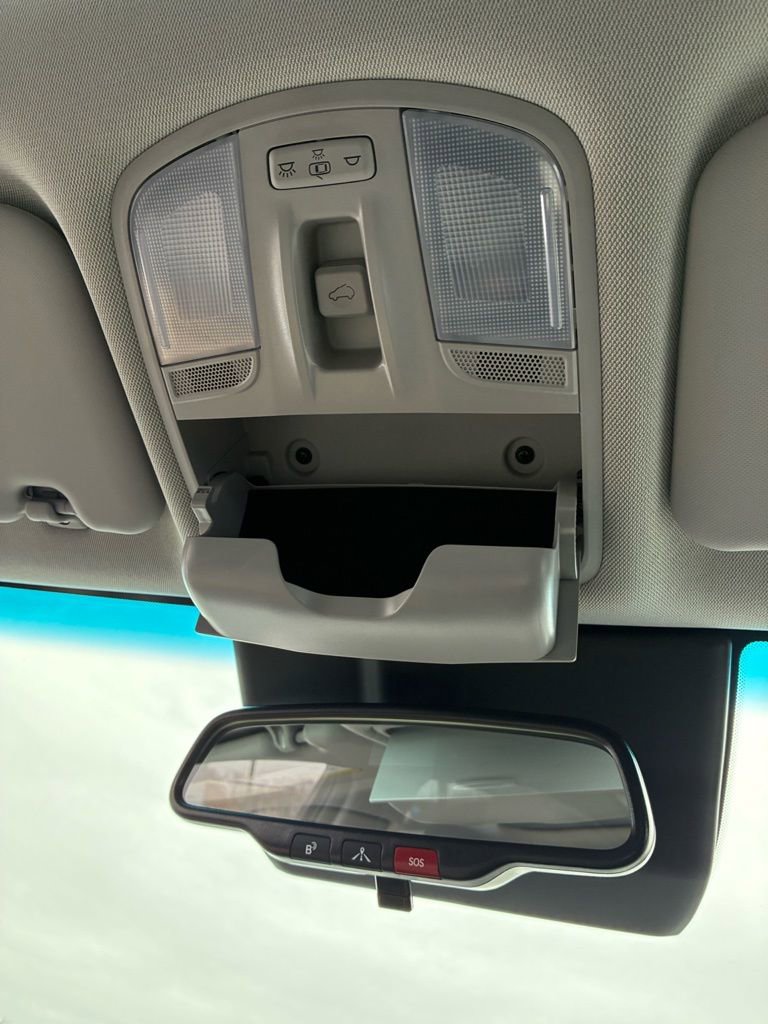 Used 2023 Hyundai Kona SEL w/ Convenience Package image 42