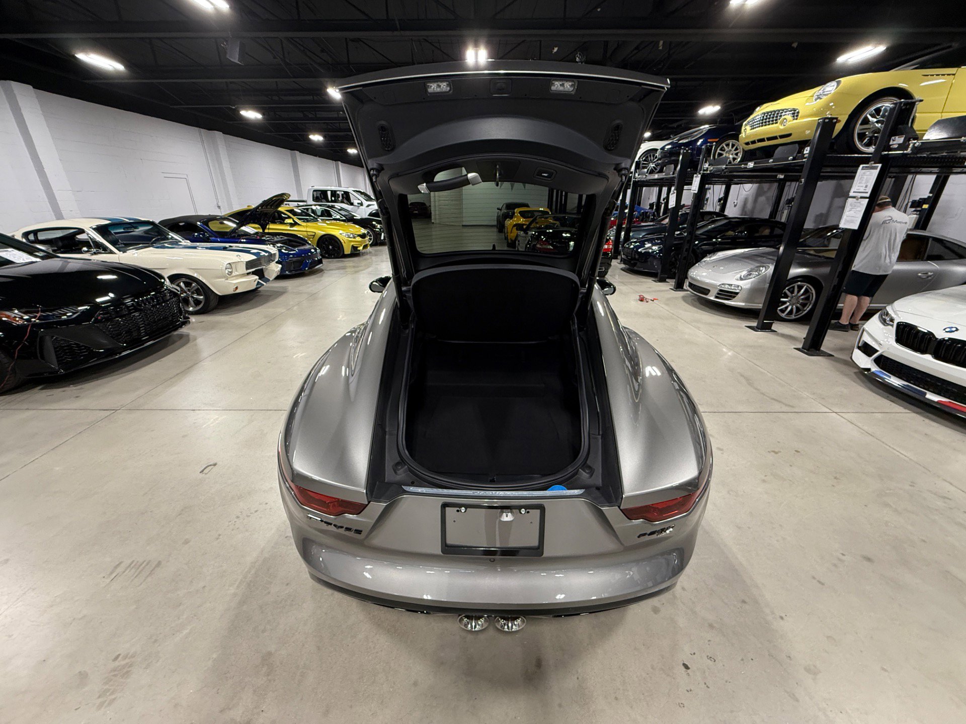 Used 2021 Jaguar F-TYPE R-Dynamic image 34