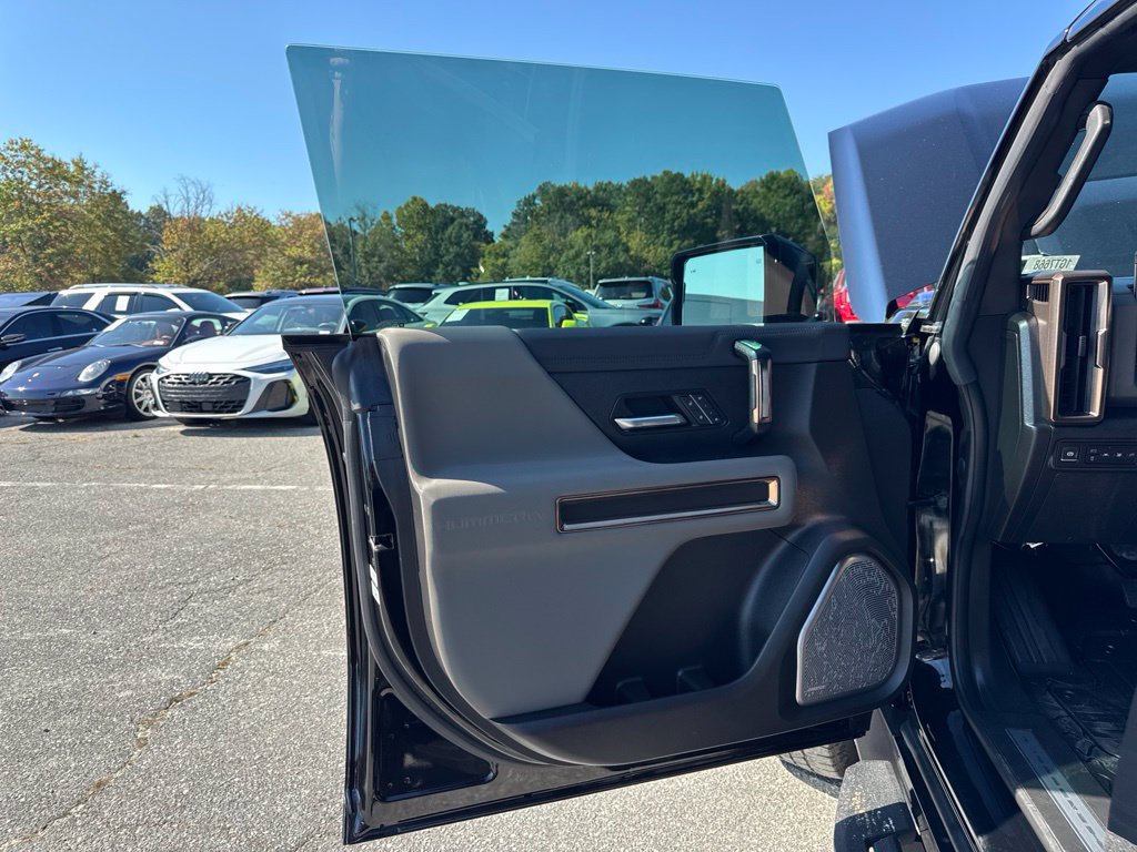 Used 2024 GMC Hummer EV 2X AWD/4WD image 26