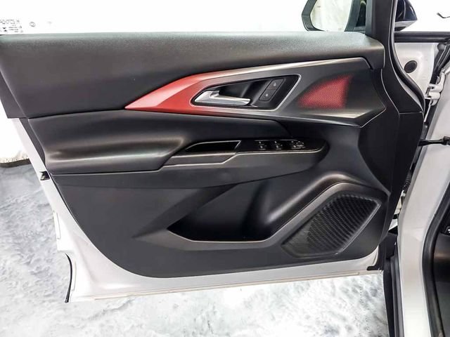 Used 2024 Chevrolet Equinox EV RS FWD image 26