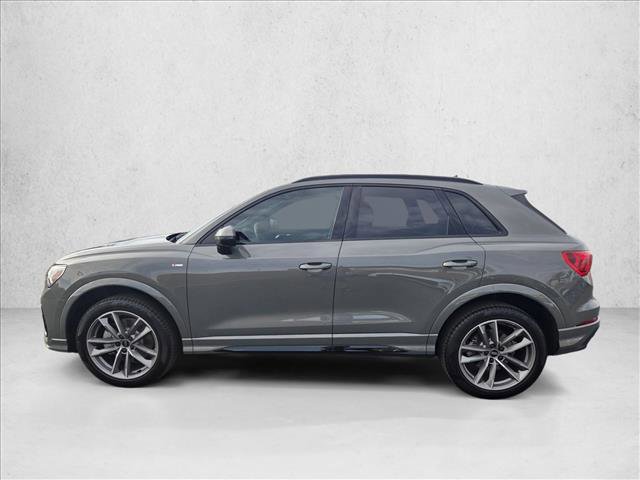 Certified 2025 Audi Q3 2.0T Premium w/ Convenience Package image 9