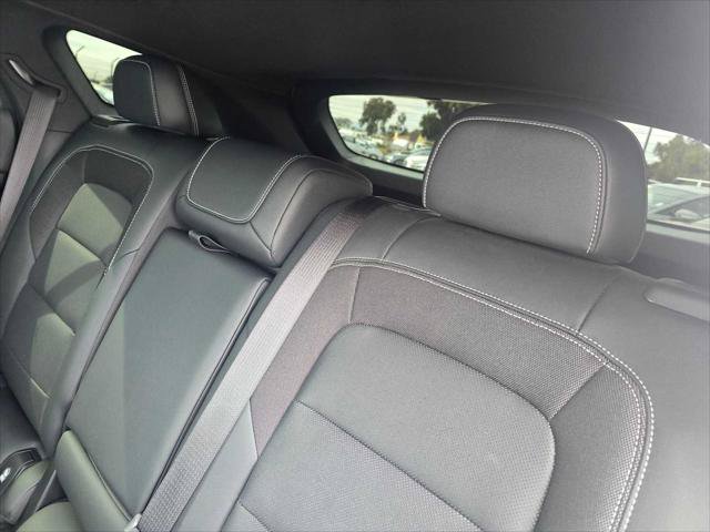 Used 2024 Chevrolet Blazer EV LT AWD/4WD image 19