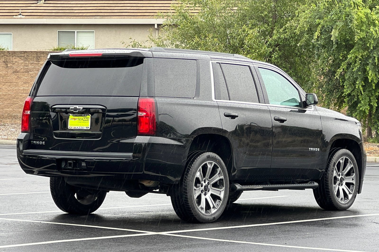 Used 2019 Chevrolet Tahoe LS w/ Enhanced Driver Alert Package AWD/4WD image 11