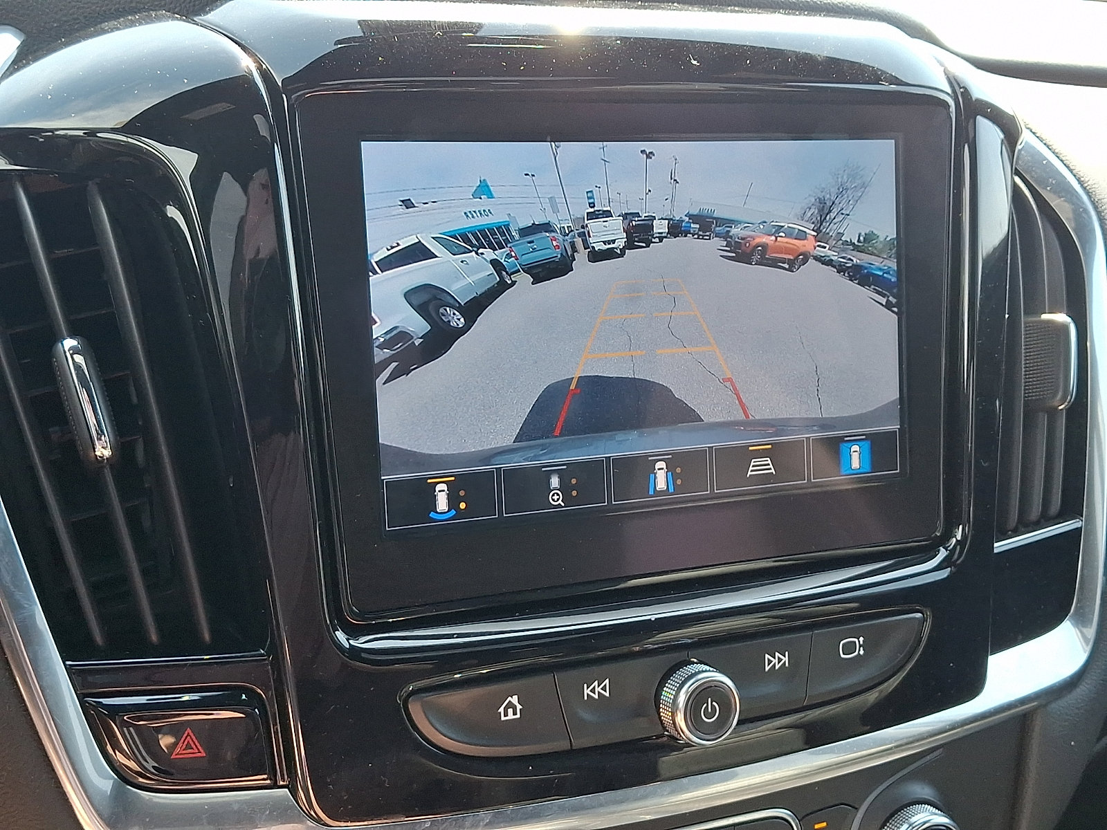 Used 2023 Chevrolet Traverse RS w/ LPO, Floor Liner Package image 20