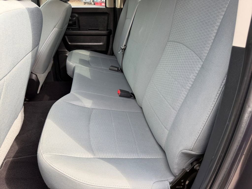 Used 2015 RAM 1500 Express image 35