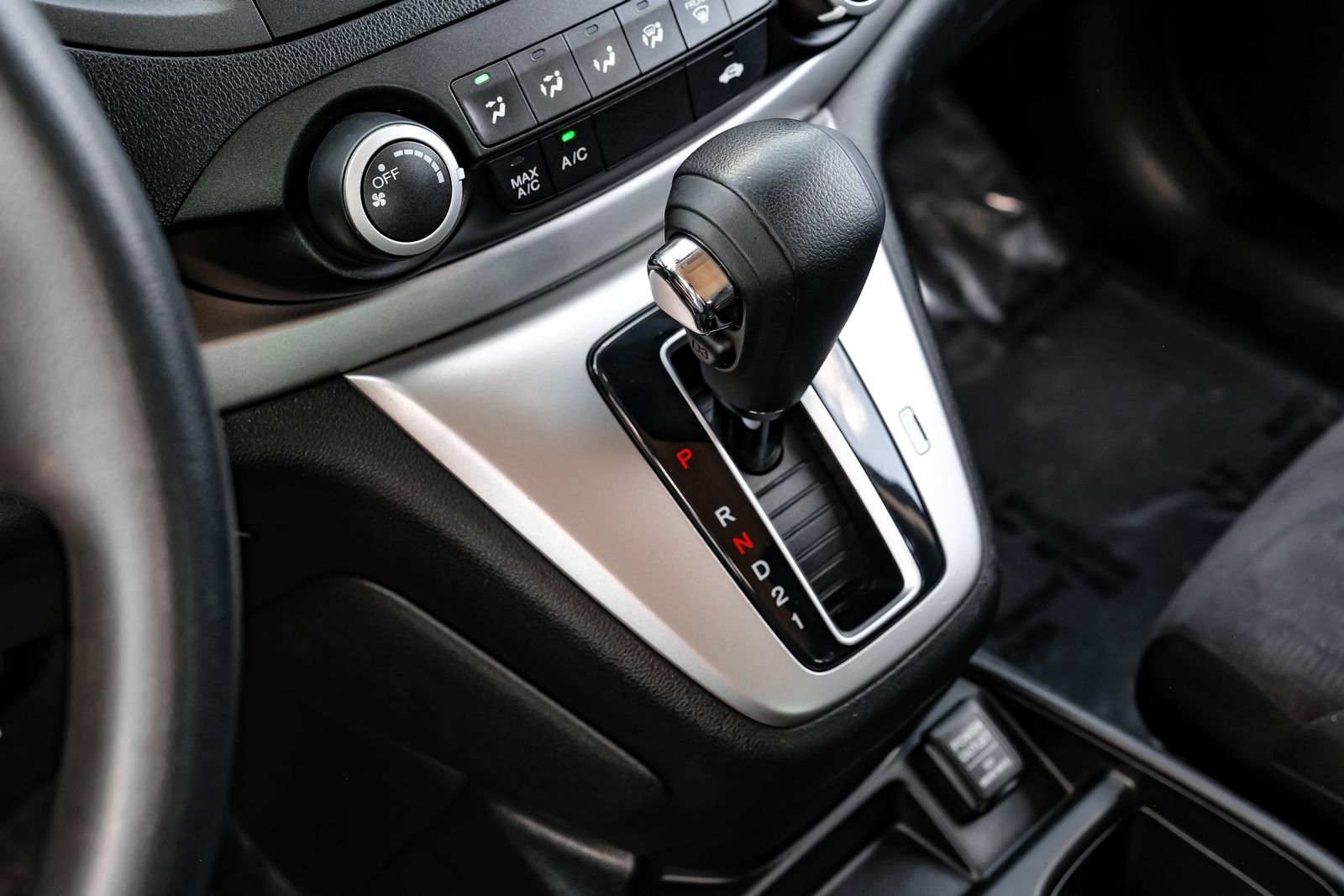 Used 2013 Honda CR-V LX image 19