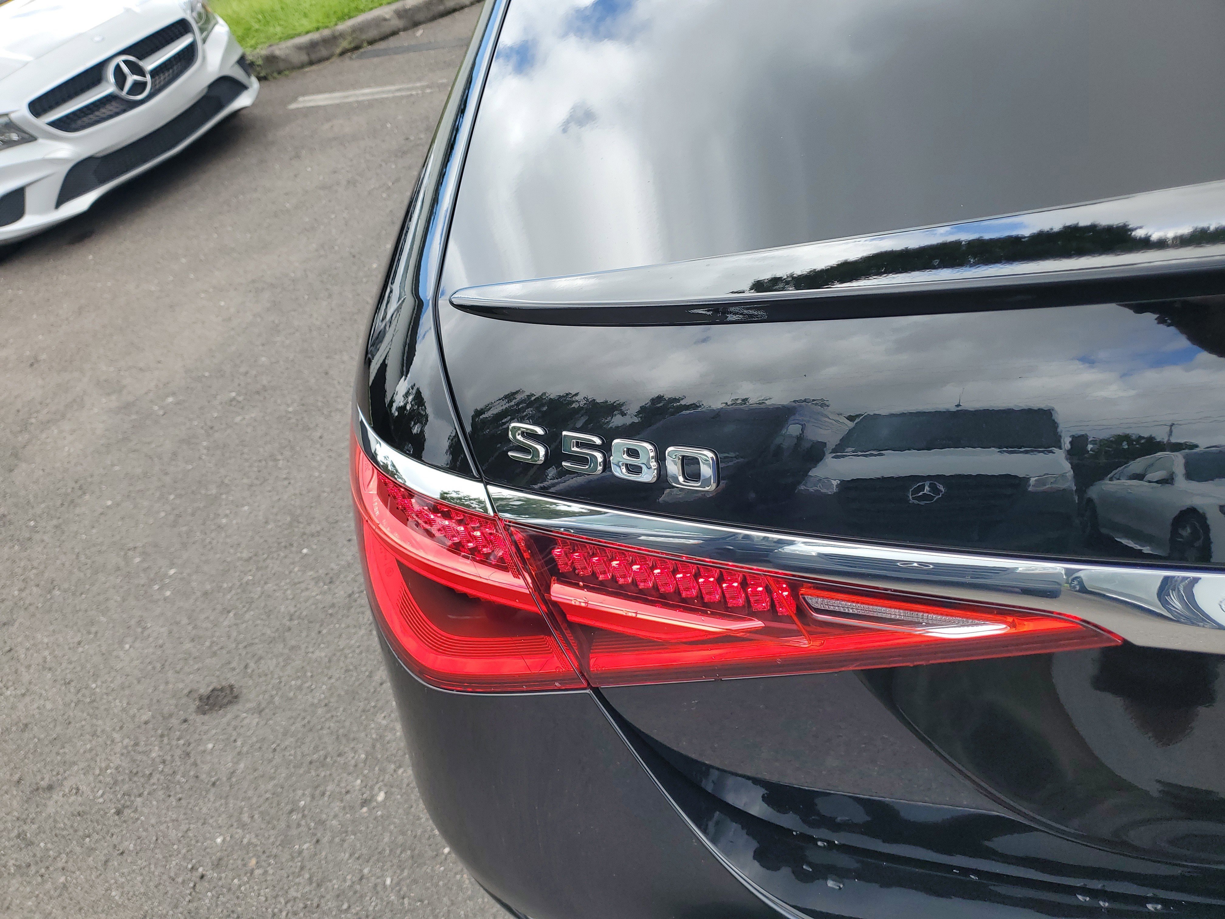 New 2026 Mercedes-Benz S 580 4MATIC Sedan image 6