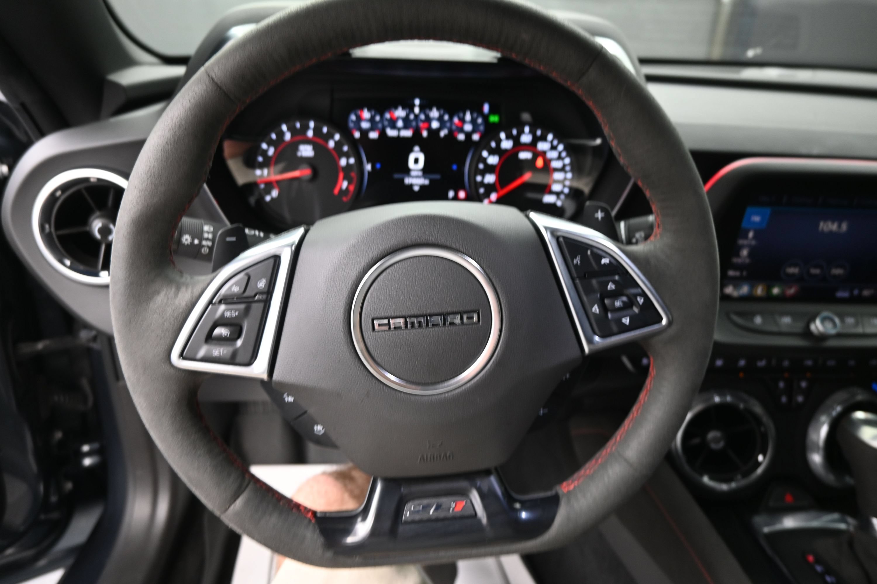 Used 2021 Chevrolet Camaro ZL1 w/ LPO, ZL1 Protection Package RWD image 16