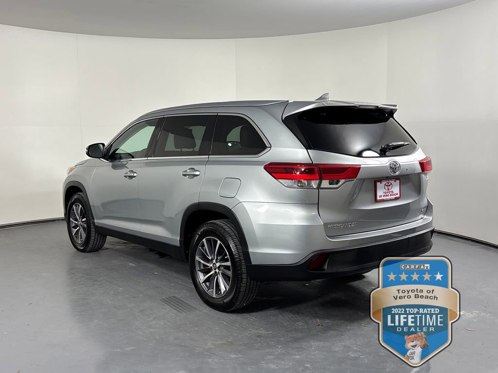 Certified 2019 Toyota Highlander XLE image 4