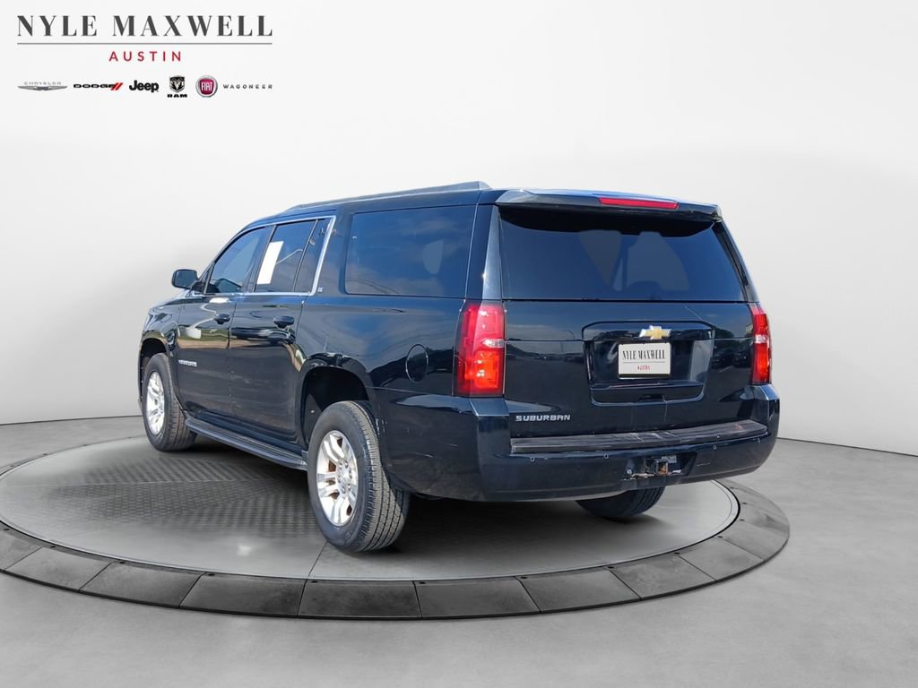 Used 2018 Chevrolet Suburban LT RWD image 14