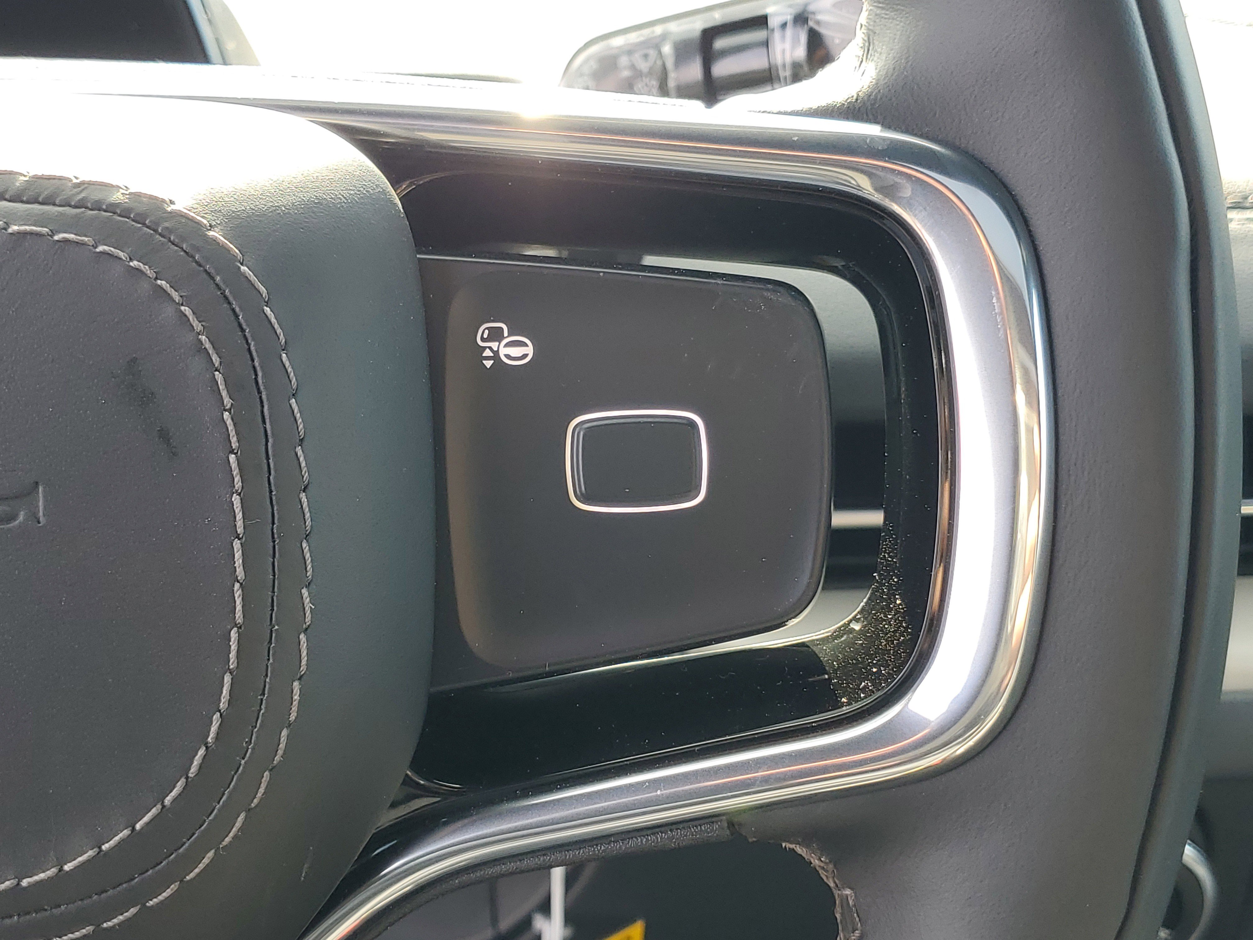 New 2026 Lincoln Navigator Reserve w/ Jet Appearance Package image 18