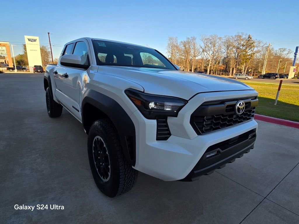 Used 2024 Toyota Tacoma TRD Off-Road image 7