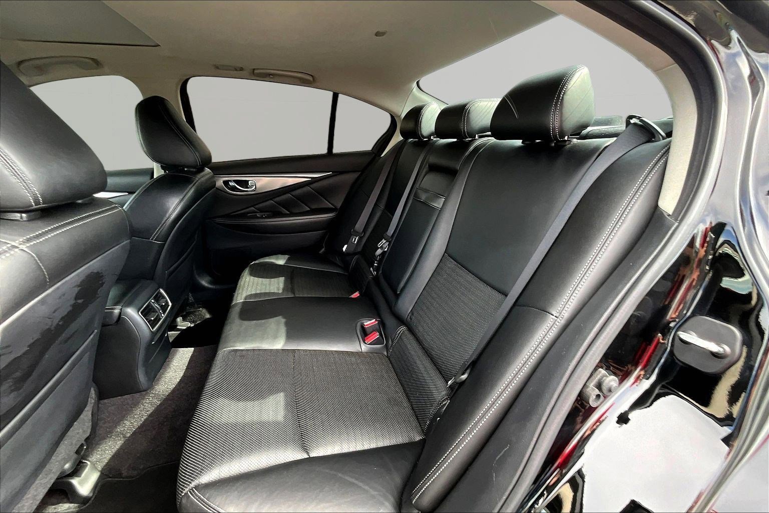 Used 2018 INFINITI Q50 Sport image 22