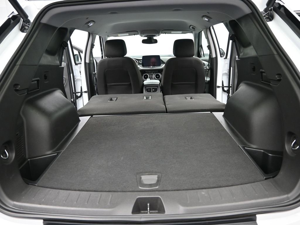 Used 2025 Chevrolet Blazer LT w/ Convenience Package image 19