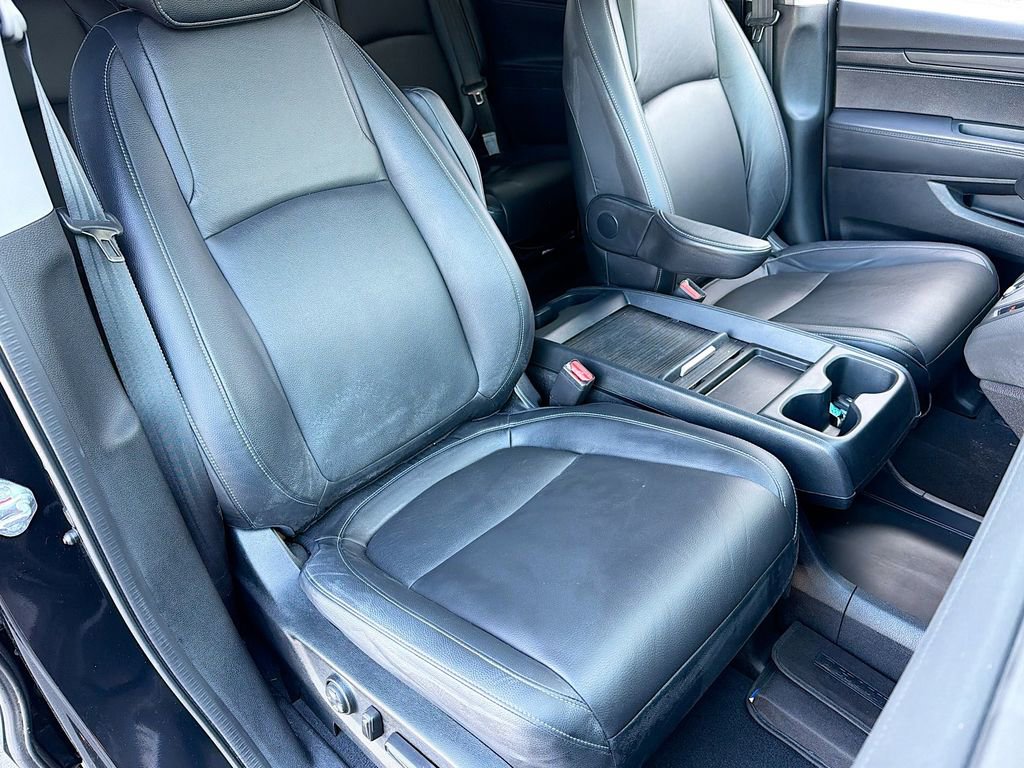 Used 2023 Honda Odyssey EX-L image 23