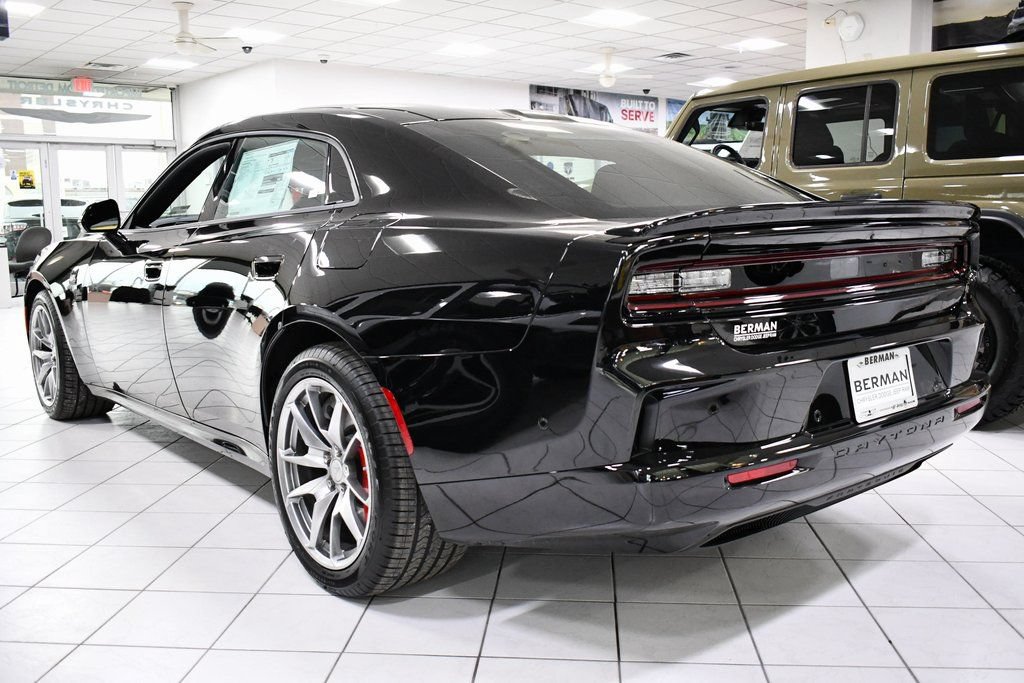 New 2026 Dodge Charger Daytona Scat Pack w/ Track Package AWD/4WD image 4