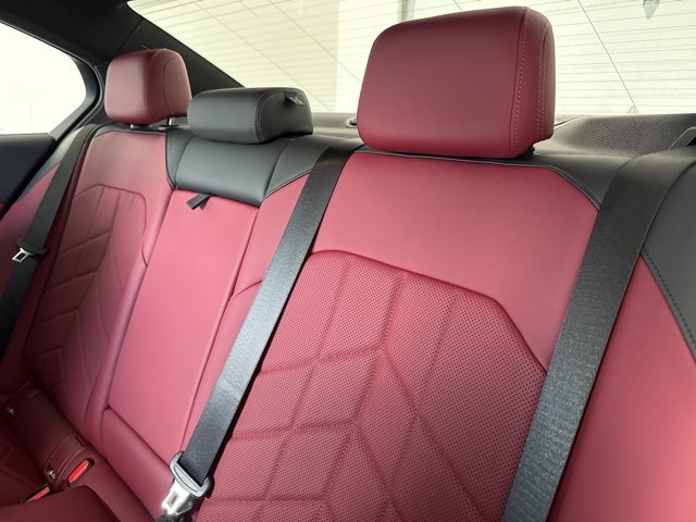 Used 2025 BMW i5 xDrive40 w/ Premium Package image 44