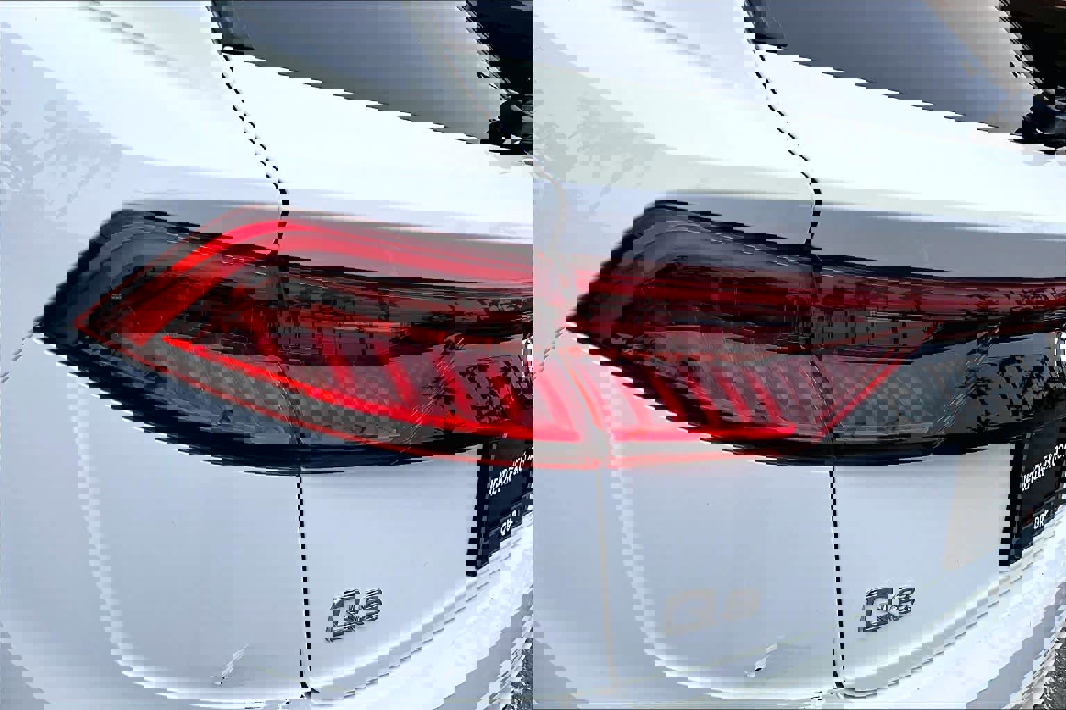 Used 2019 Audi Q8 Premium Plus w/ Premium Plus image 27