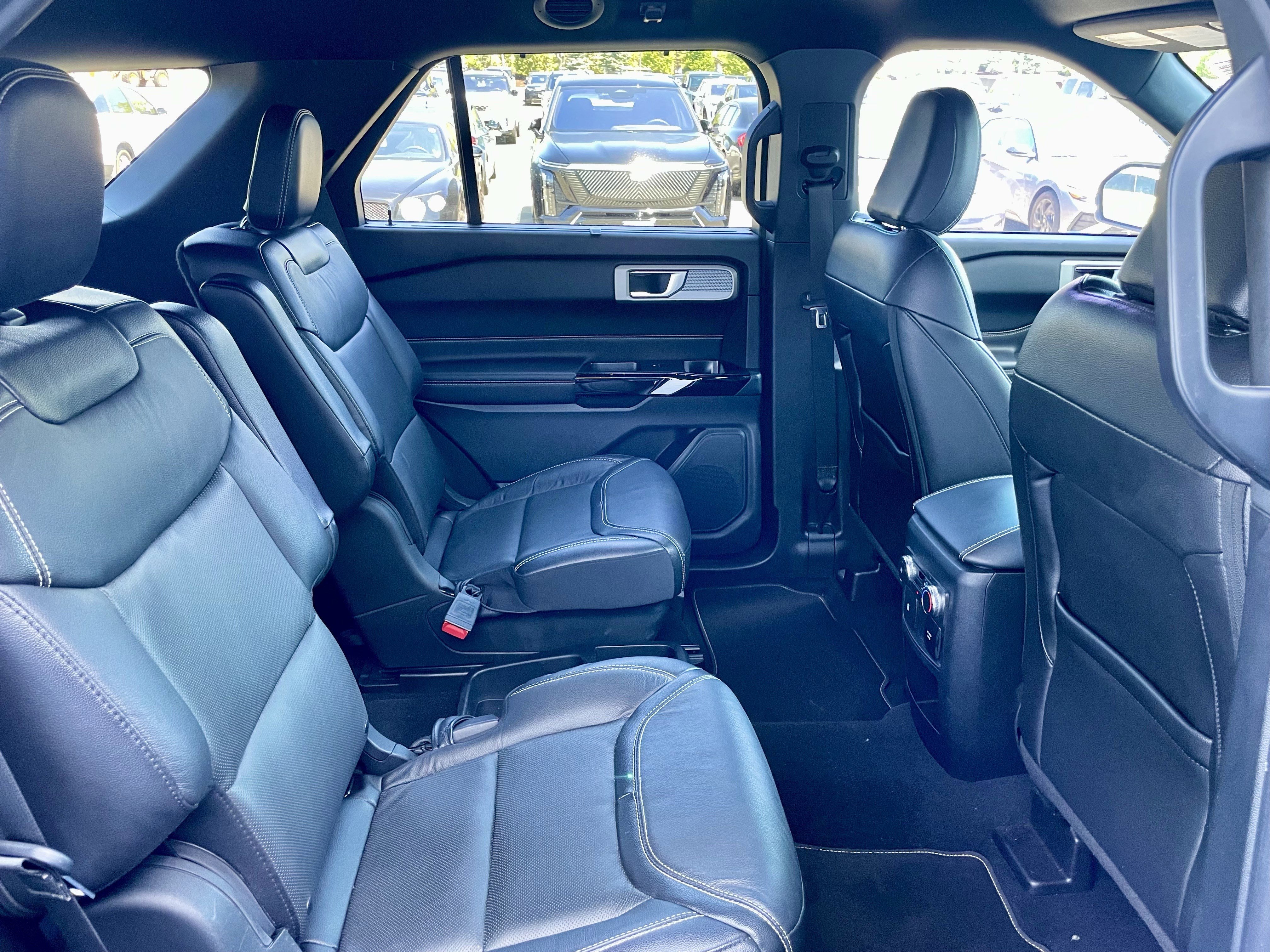 Used 2021 Ford Explorer ST w/ Equipment Group 401A AWD/4WD image 30