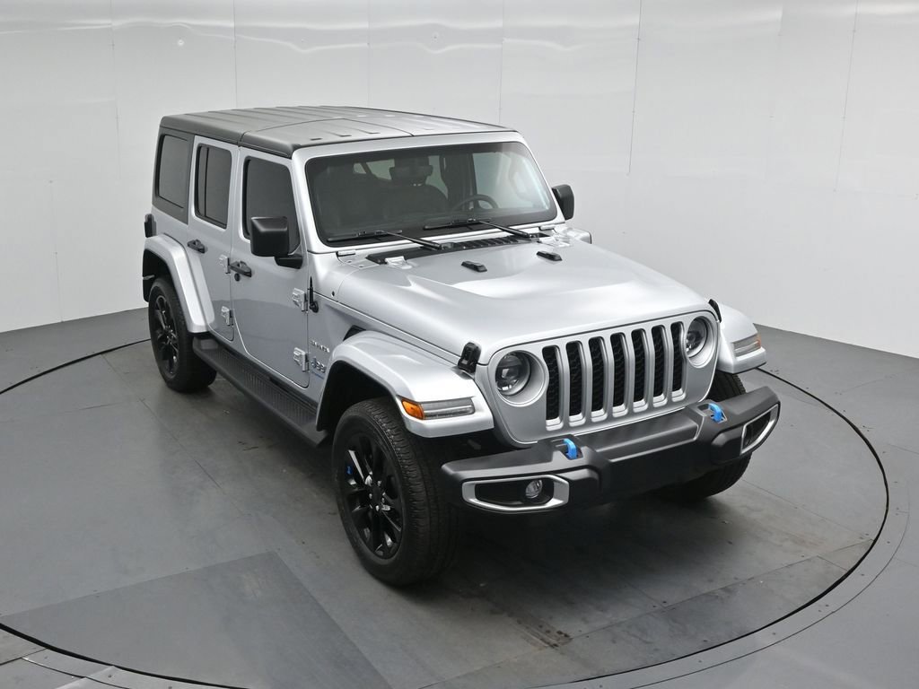 Used 2023 Jeep Wrangler Unlimited Sahara image 38