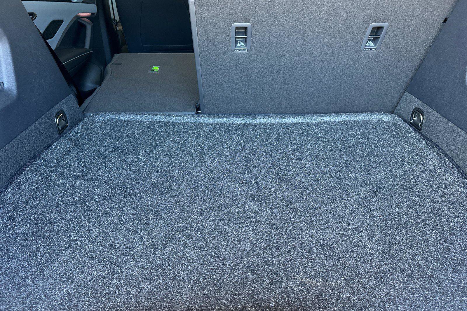 New 2026 Volkswagen Tiguan SE R-Line image 14