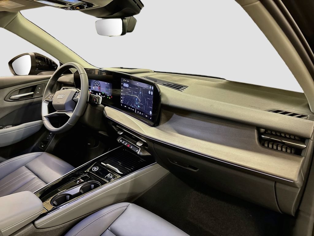New 2026 Audi Q3 quattro 2.0T AWD/4WD image 14